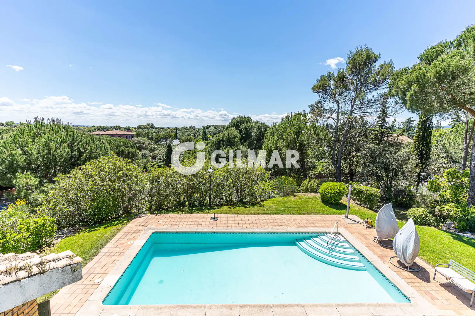 Detached house with pool for sale in Club de Golf