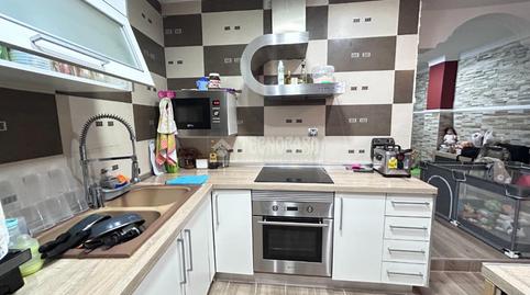 Foto 5 de Casa adosada en venda a Poble Nou, Torrent