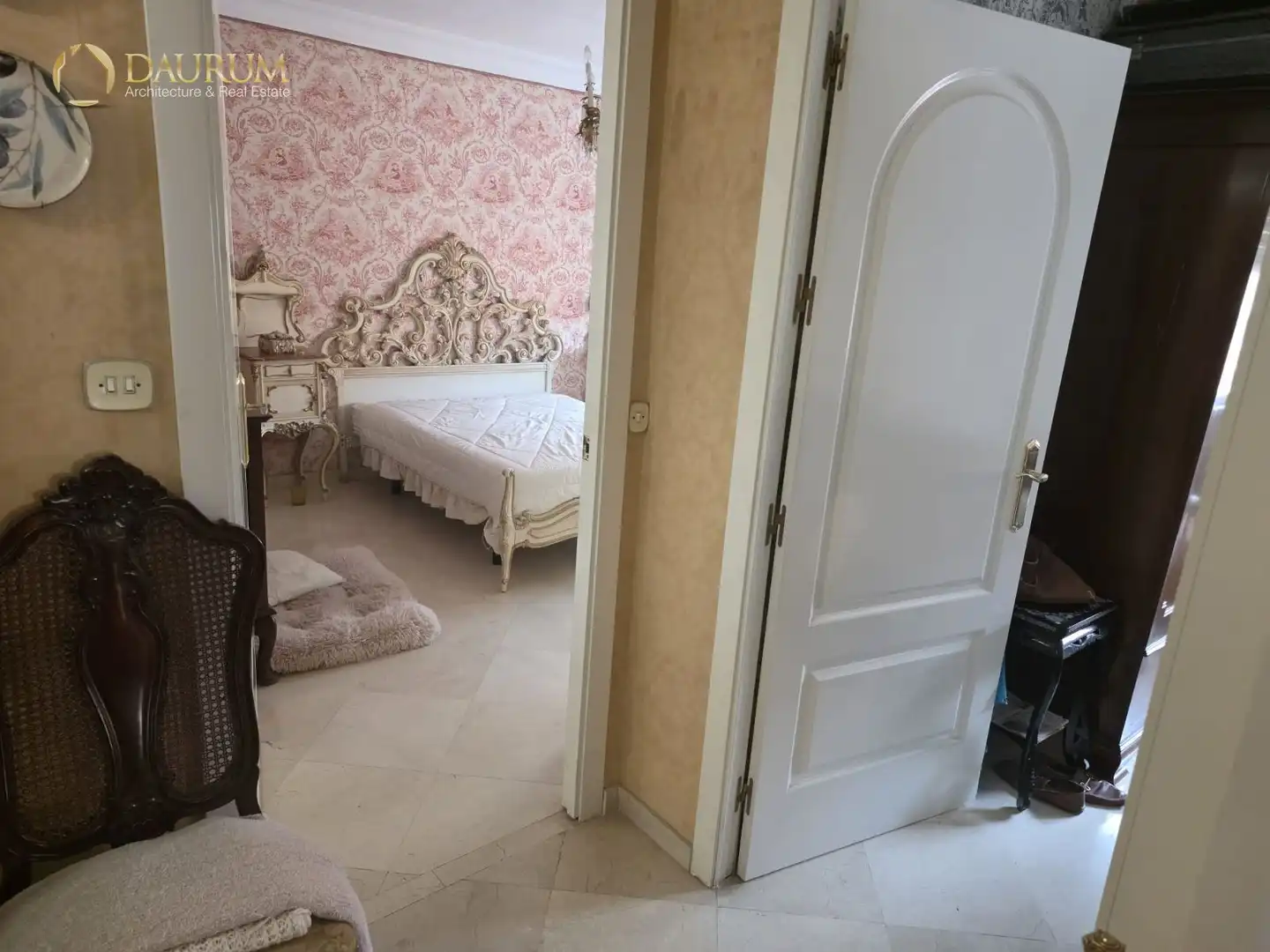 Bedroom of Flat for sale in Sevilla  with Air Conditioner, Heating and Terrace