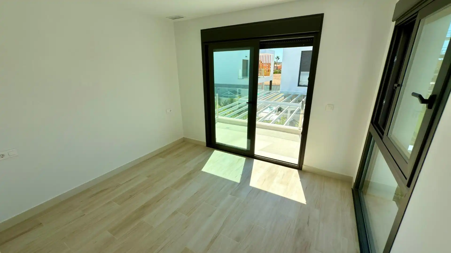 Habitación de Casa o chalet en venta en Mutxamel con Aire acondicionado, Jardín privado y Trastero