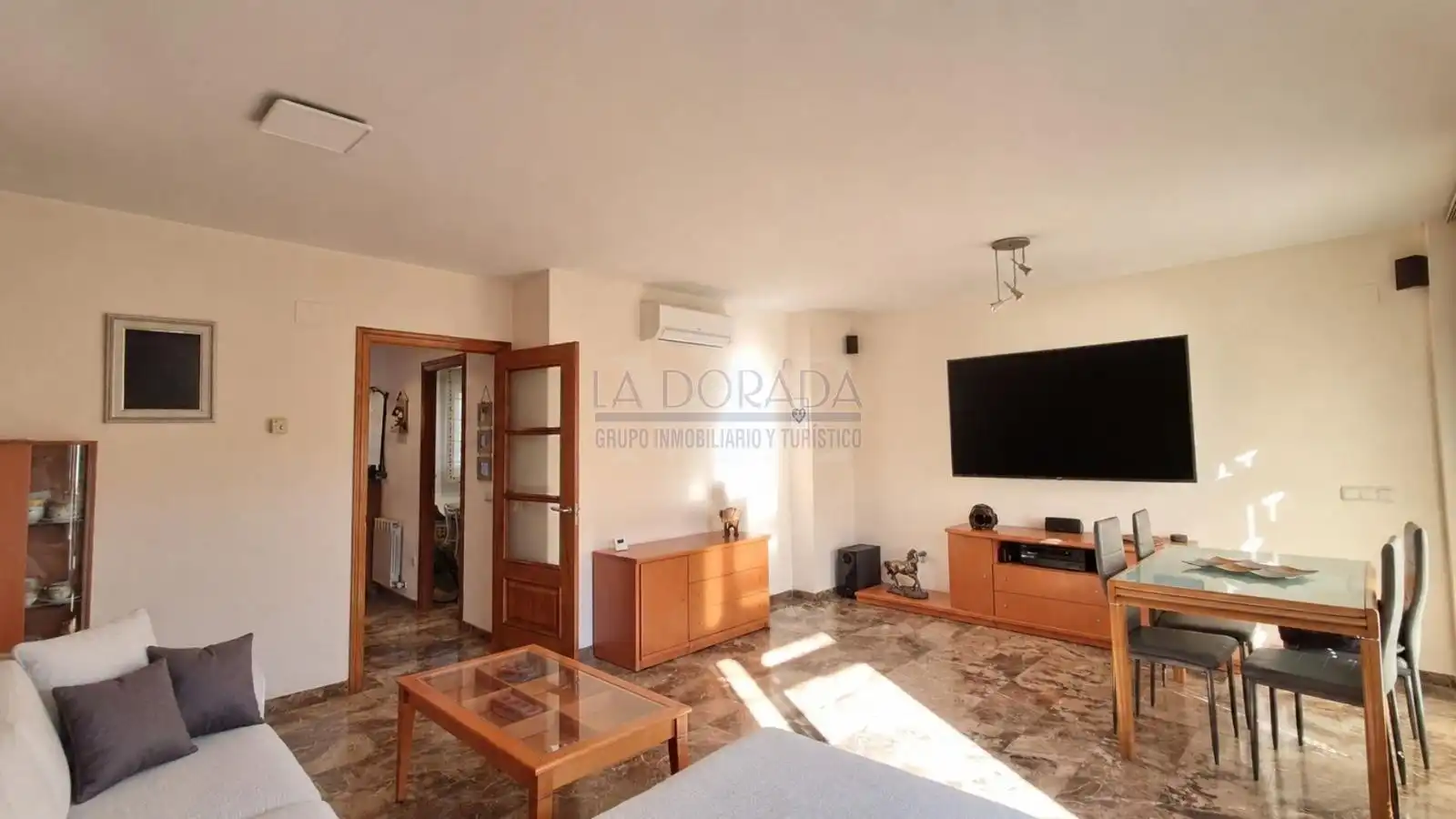 Adosado con terraza en venta en Carrer Belgrad, imagen 27
