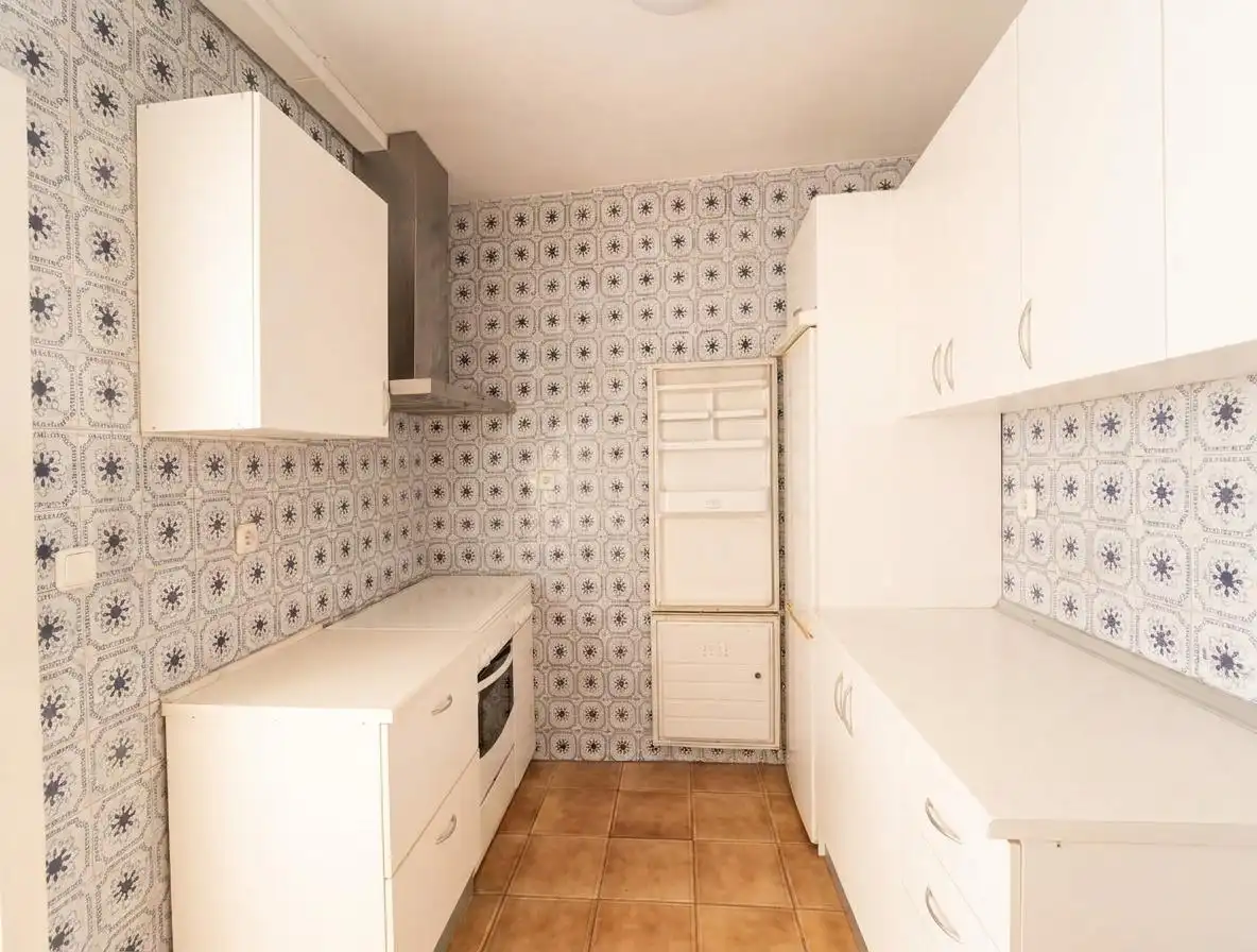 Kitchen of Flat for sale in Salobreña  with Heating and Balcony