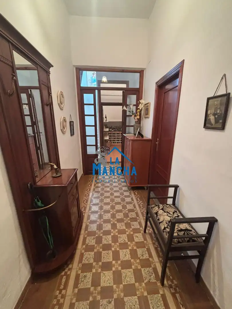 Casa o chalet en venta en Hoya-Gonzalo con Calefacción, Jardín privado y Amueblado