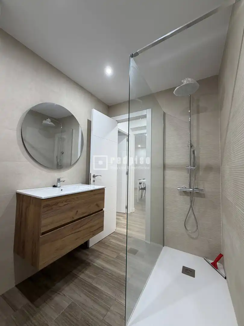 Bathroom of Flat for rent in Málaga  with Furnished