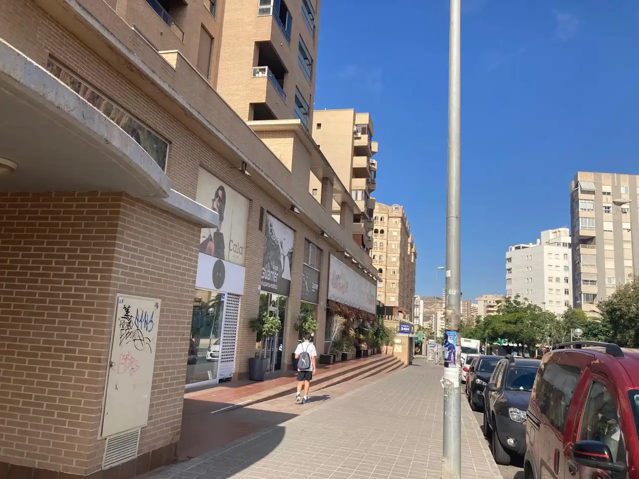 Vista exterior de Garatge en venda en Alicante / Alacant