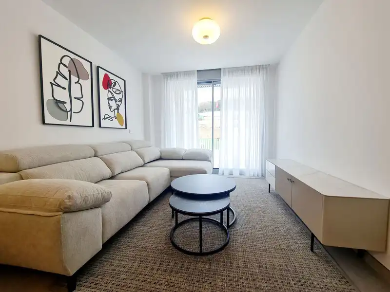 Sala d'estar de Apartament de lloguer en Marbella amb Aire condicionat, Jardí privat i Terrassa