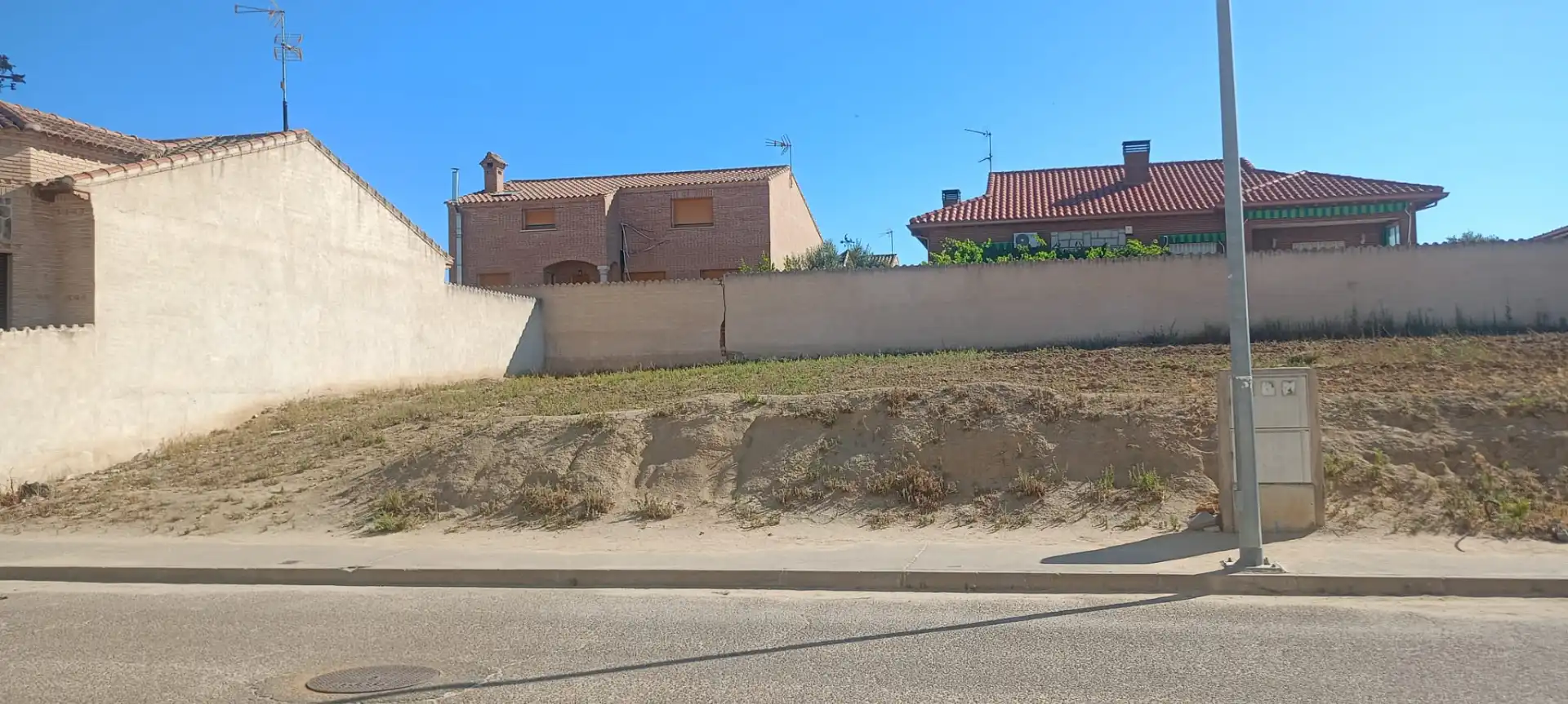 Residential land for sale in Novés