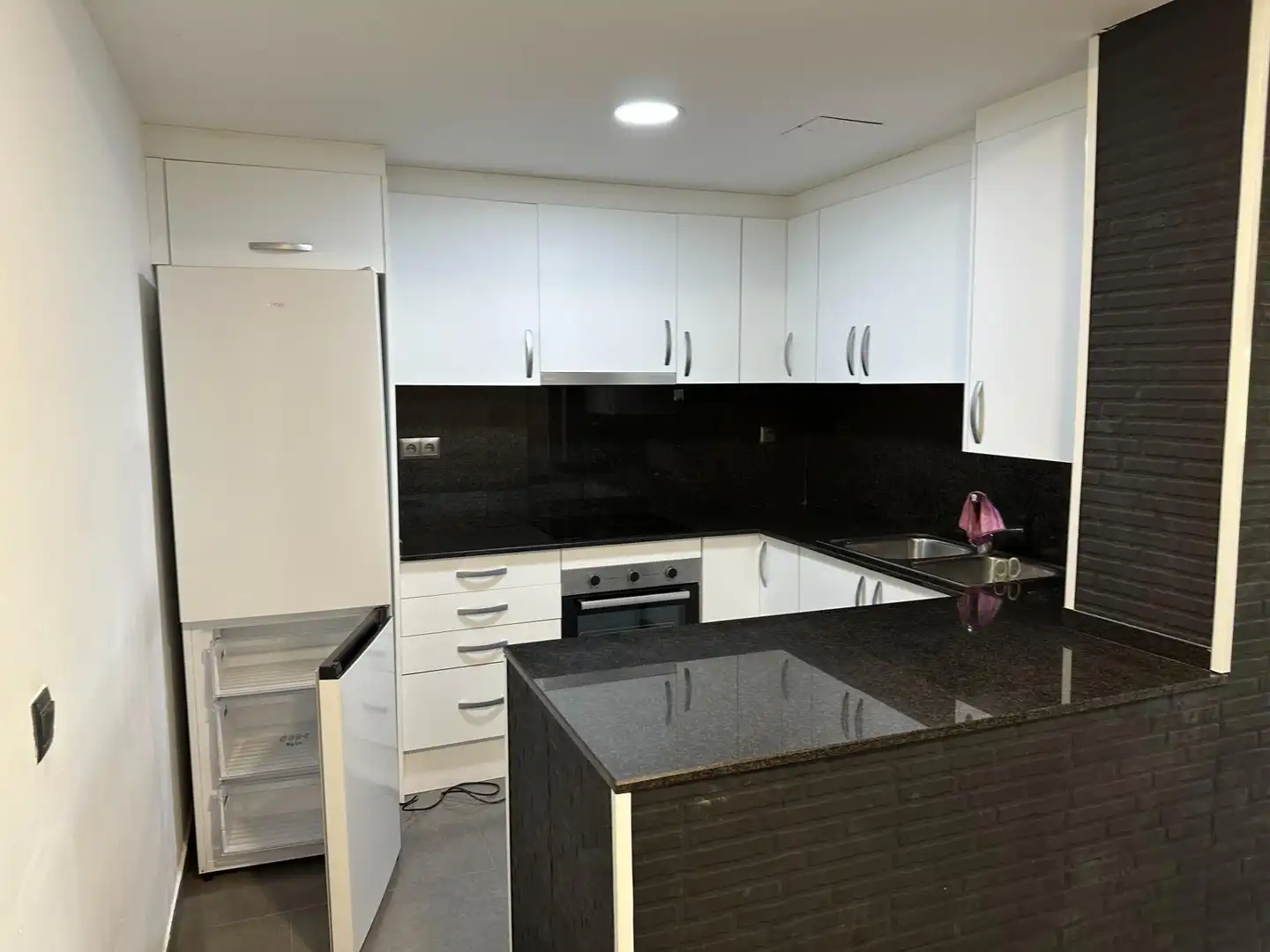Kitchen of Flat for sale in Amposta  with Air Conditioner, Heating and Parquet flooring