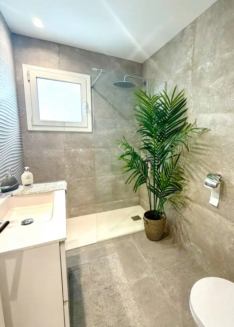 Baño de Casa o chalet de alquiler en Sant Pere de Ribes con Aire acondicionado, Calefacción y Jardín privado