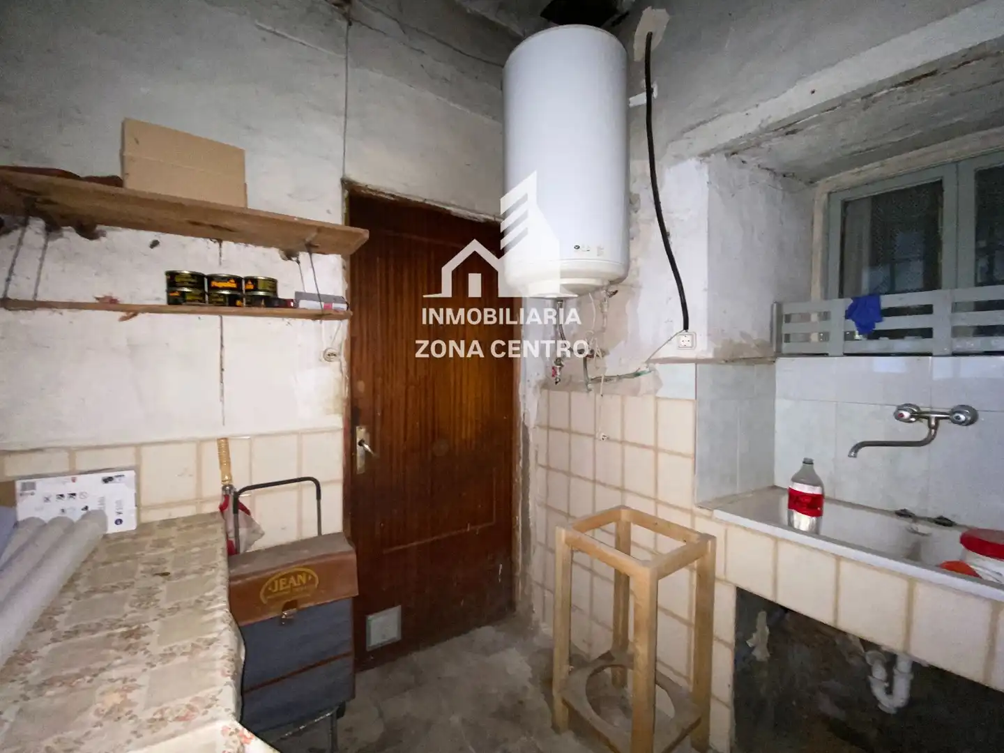 Casa adosada en venta en Baltanás con Calefacción, Jardín privado y Amueblado