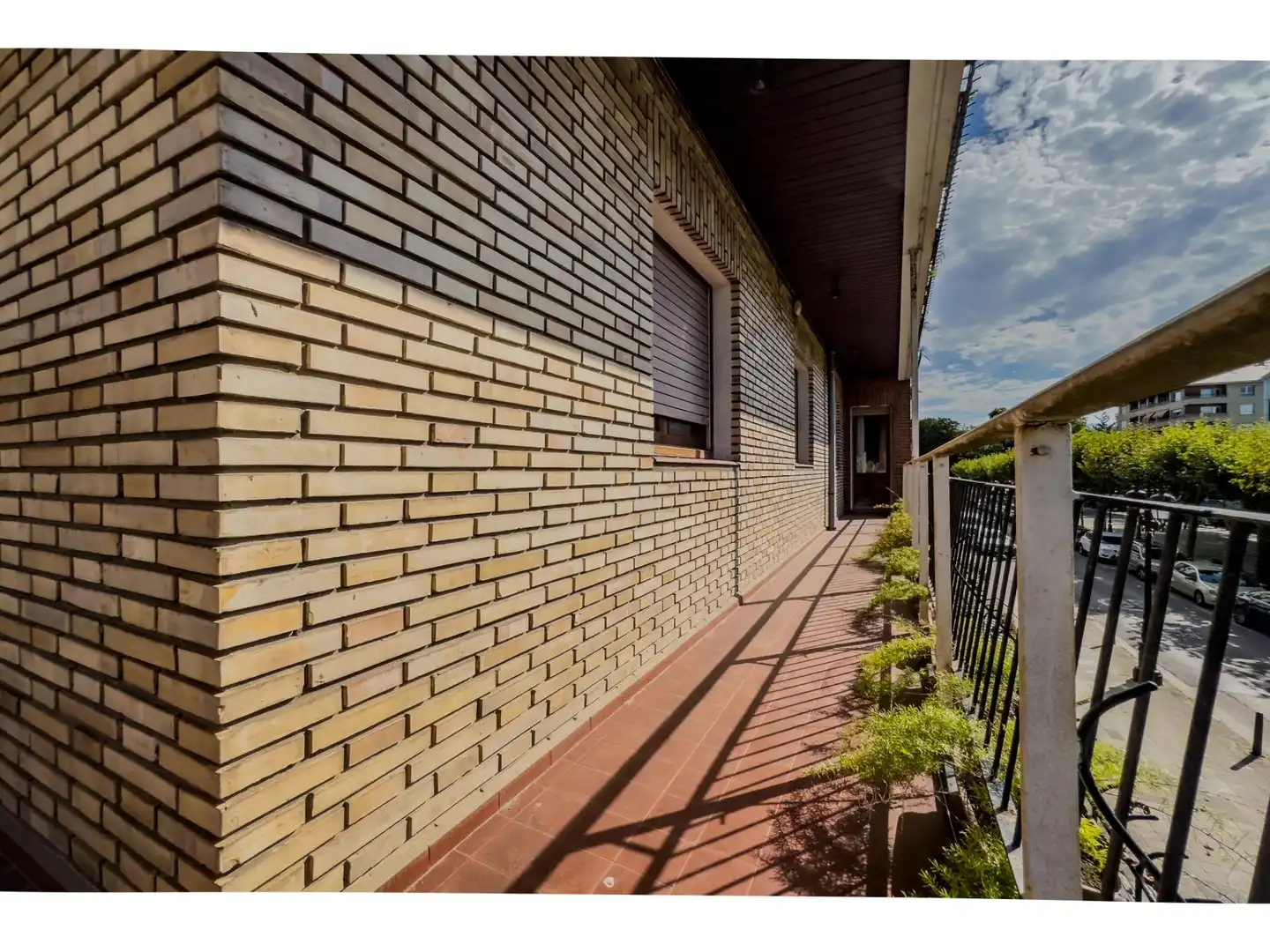 Vista exterior de Pis en venda en Torrelavega  amb Calefacció, Parquet i Terrassa