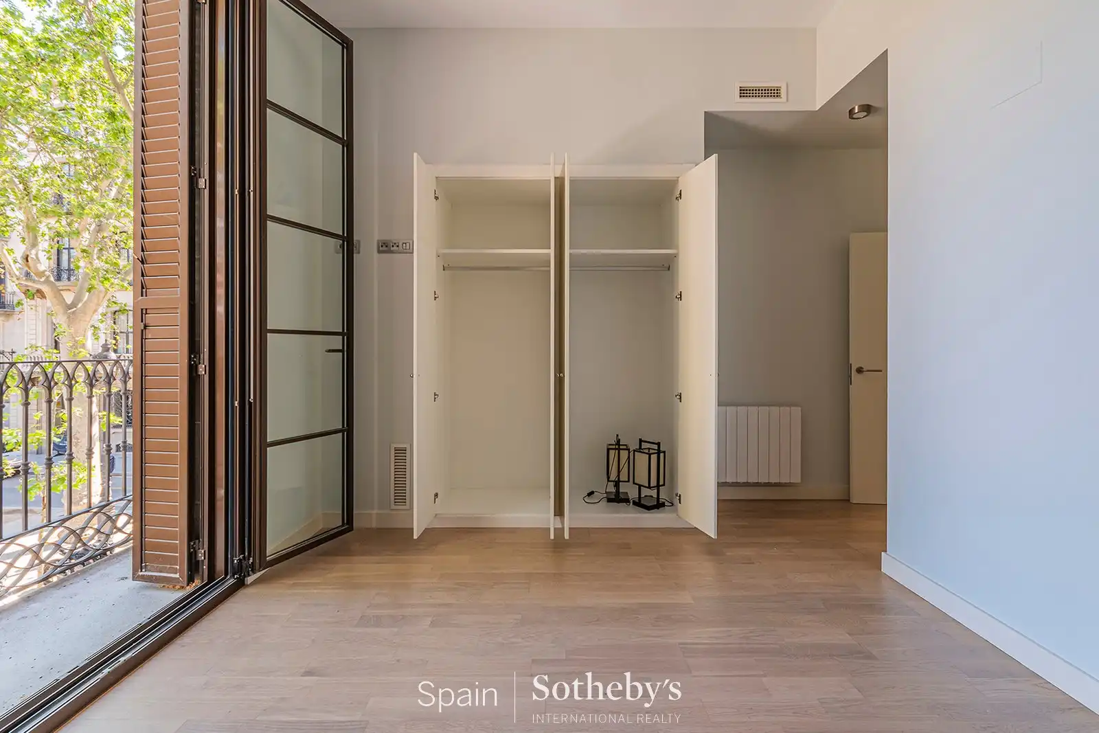 Apartamento en venta en Barcelona con Aire acondicionado, Calefacción y Terraza