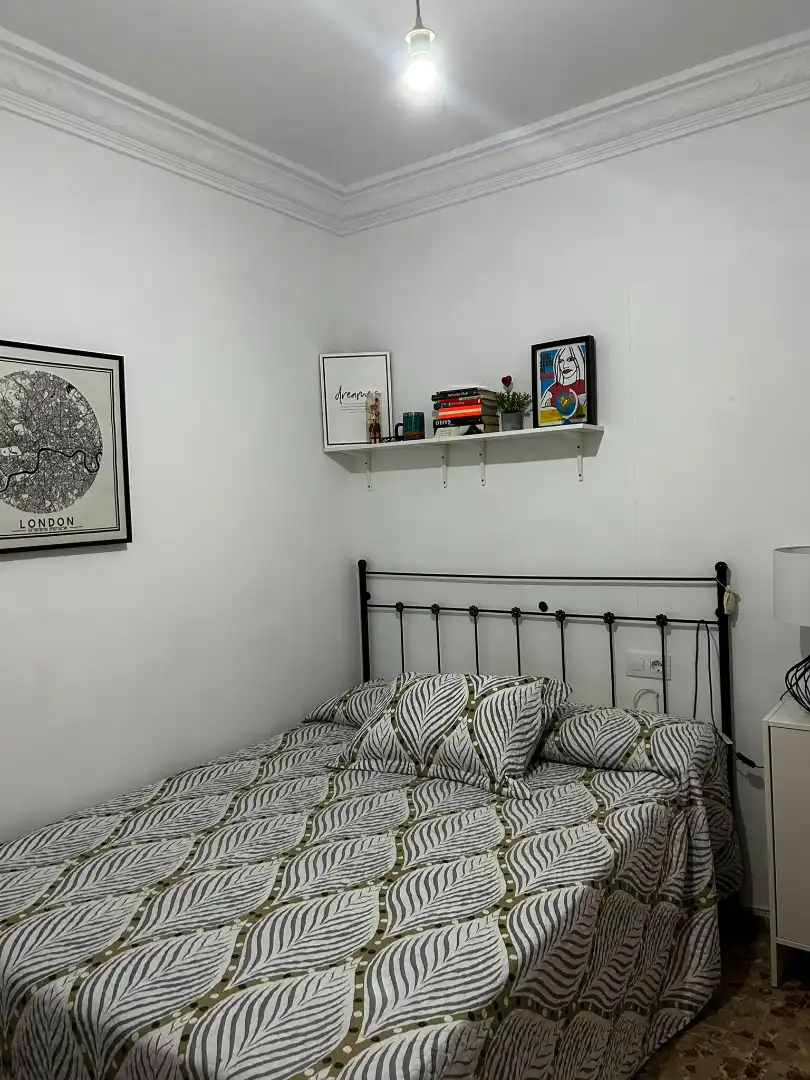 Habitación de Piso en venta en Los Palacios y Villafranca con Balcón