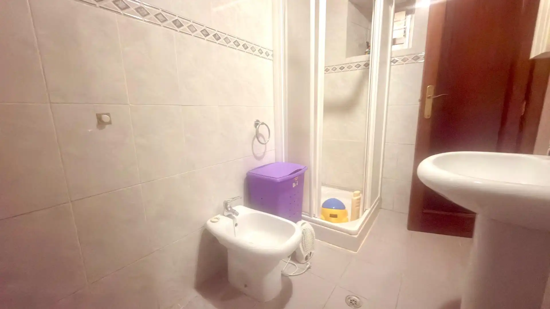 Bany de Casa o xalet en venda en Dozón amb Calefacció, Terrassa i Traster