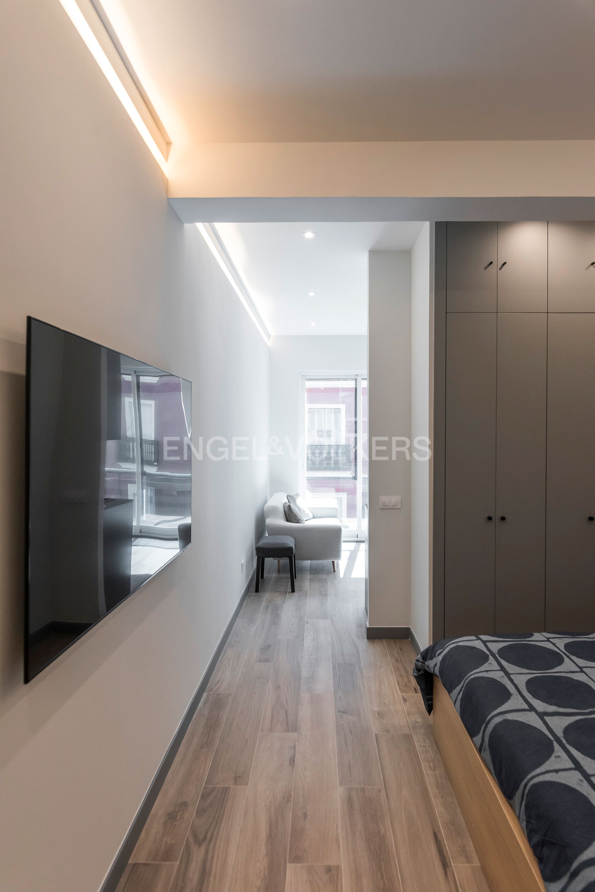 Living room of Apartment for sale in  Madrid Capital  with Air Conditioner, Heating and Parquet flooring