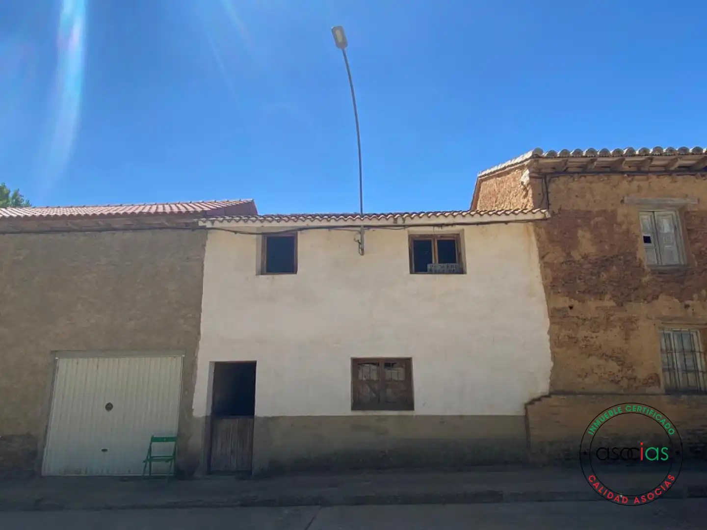 Vista exterior de Casa adosada en venda en Vallecillo