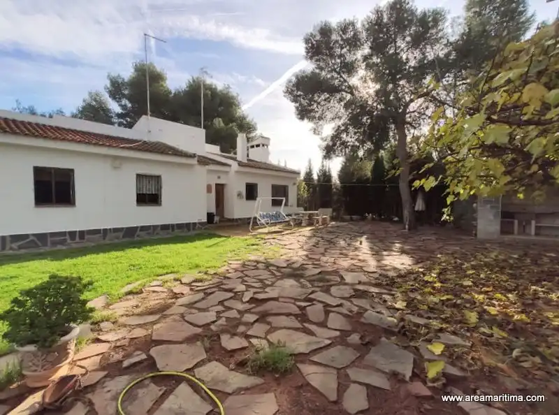 Houses for rent in Calle Murcia, Serra