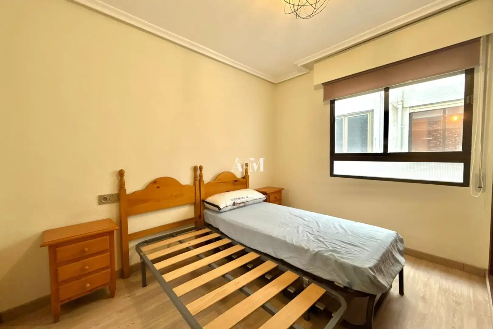 Bedroom of Apartments for rent in Torrevieja  with Air Conditioner, Heating and Parquet flooring
