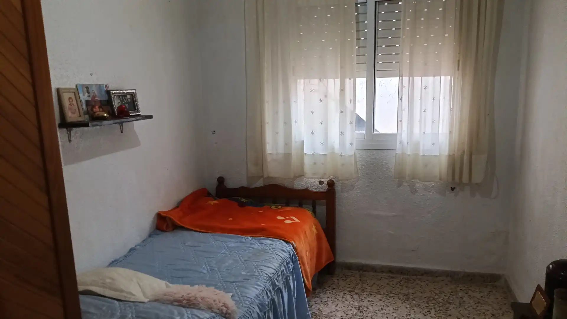 Habitación de Casa adosada en venta en Pedanías Oeste