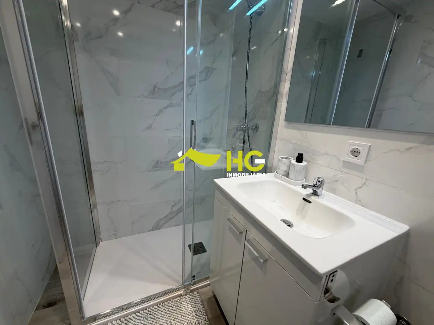 Baño de Estudio de alquiler en Villaviciosa de Odón con Calefacción y Amueblado