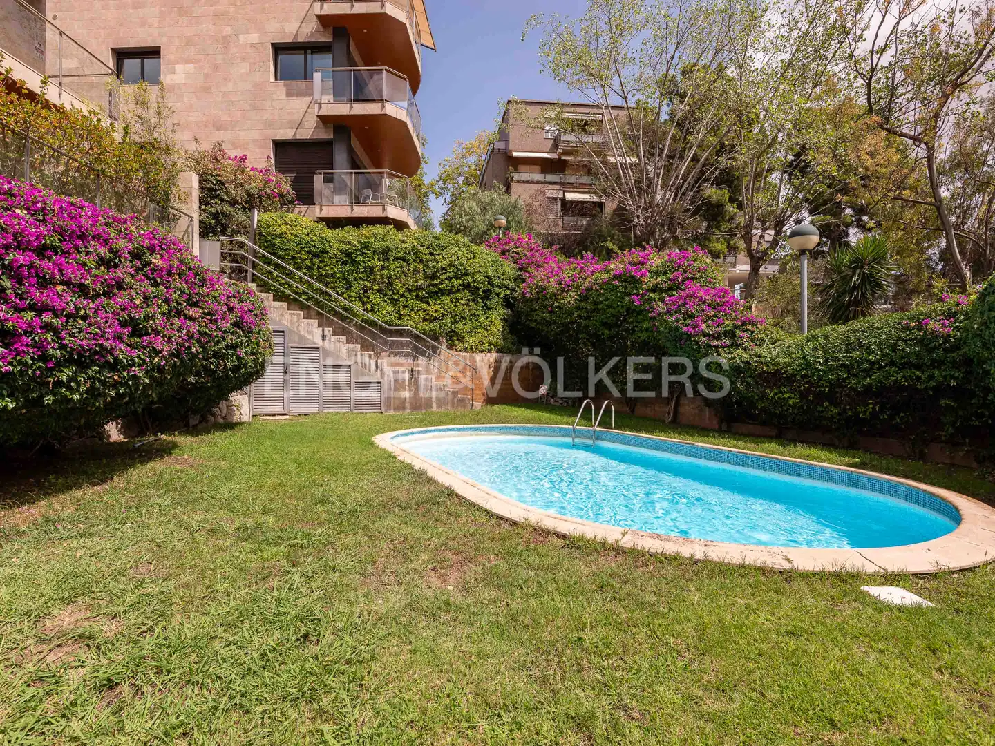 Piscina de Dúplex en venda en Barcelona amb Aire condicionat, Calefacció i Parquet