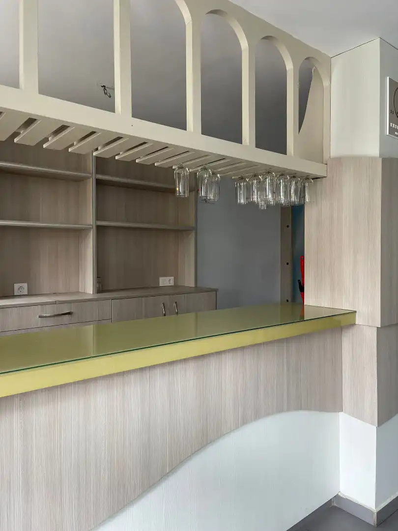 Cocina de Local en venta en Plasencia con Terraza