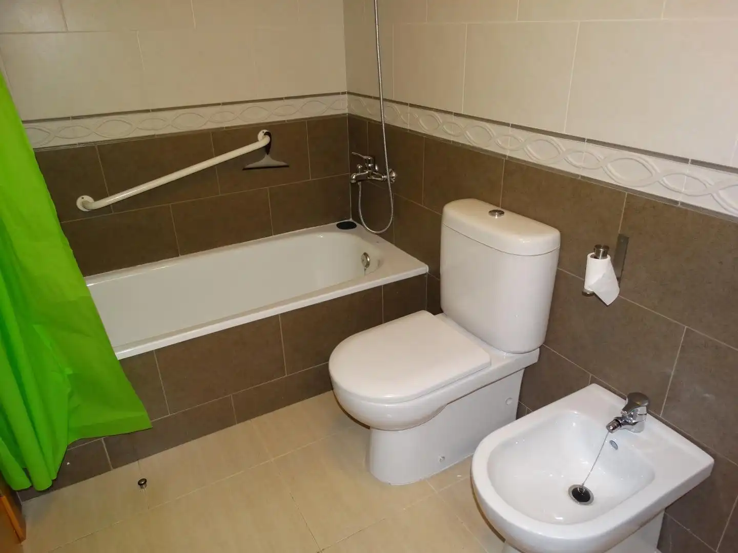 Bathroom of Flat for sale in L'Aldea  with Terrace