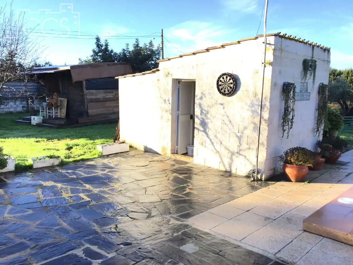 Jardí de Casa o xalet en venda en Sevilla amb Aire condicionat, Traster i Piscina