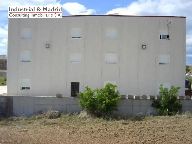 Nave industrielle à vendre à Loeches, imagen 3
