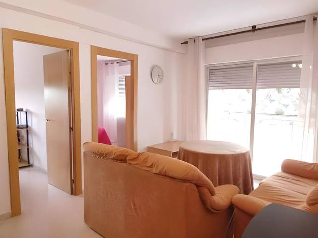 Piso en Alquiler en Calle LUZ CASANOVA en Cartuja