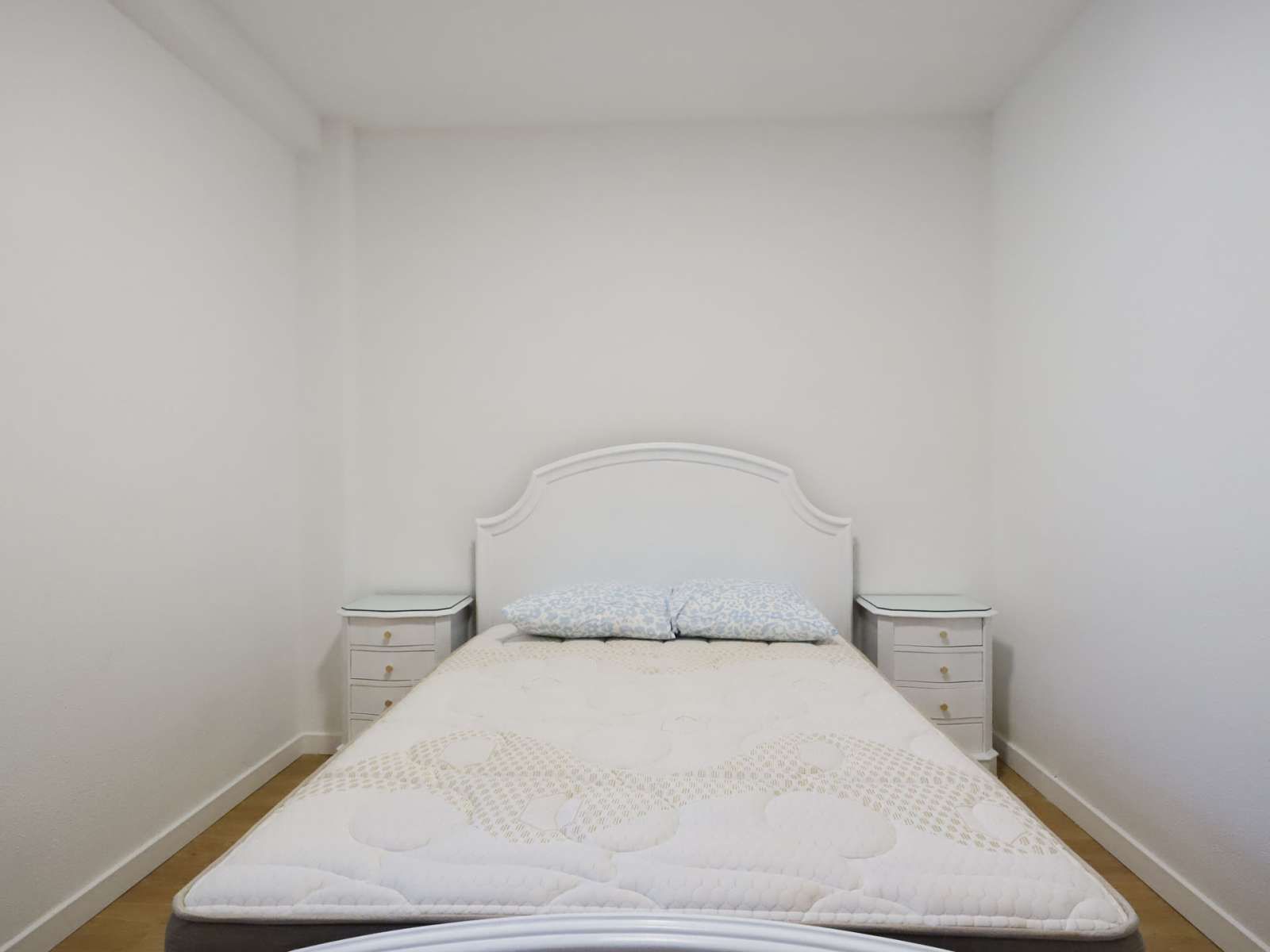 Bedroom of Flat to share in  Madrid Capital  with Air Conditioner, Heating and Terrace