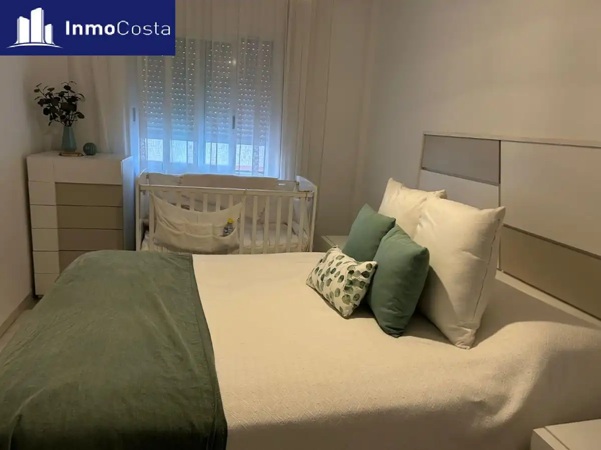 Habitación de Piso en venta en La Línea de la Concepción