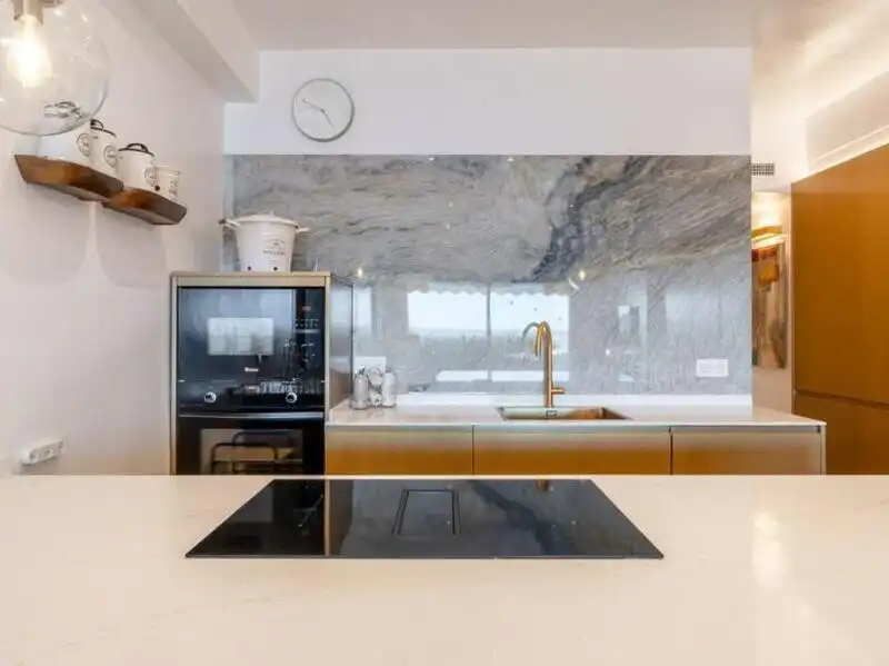 Cuina de Apartament en venda en Marbella amb Aire condicionat, Calefacció i Terrassa