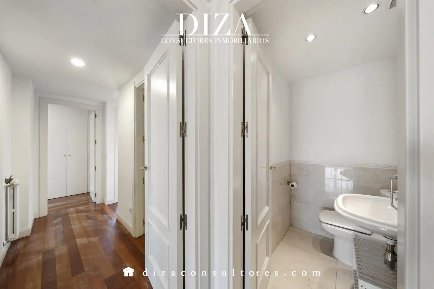 Baño de Piso en venta en Madrid con Aire acondicionado, Calefacción y Jardín privado
