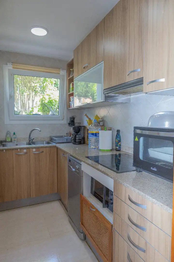 Küche von Wohnung zum Verkauf in Palafrugell mit Heizung, Abstellraum und Ofen