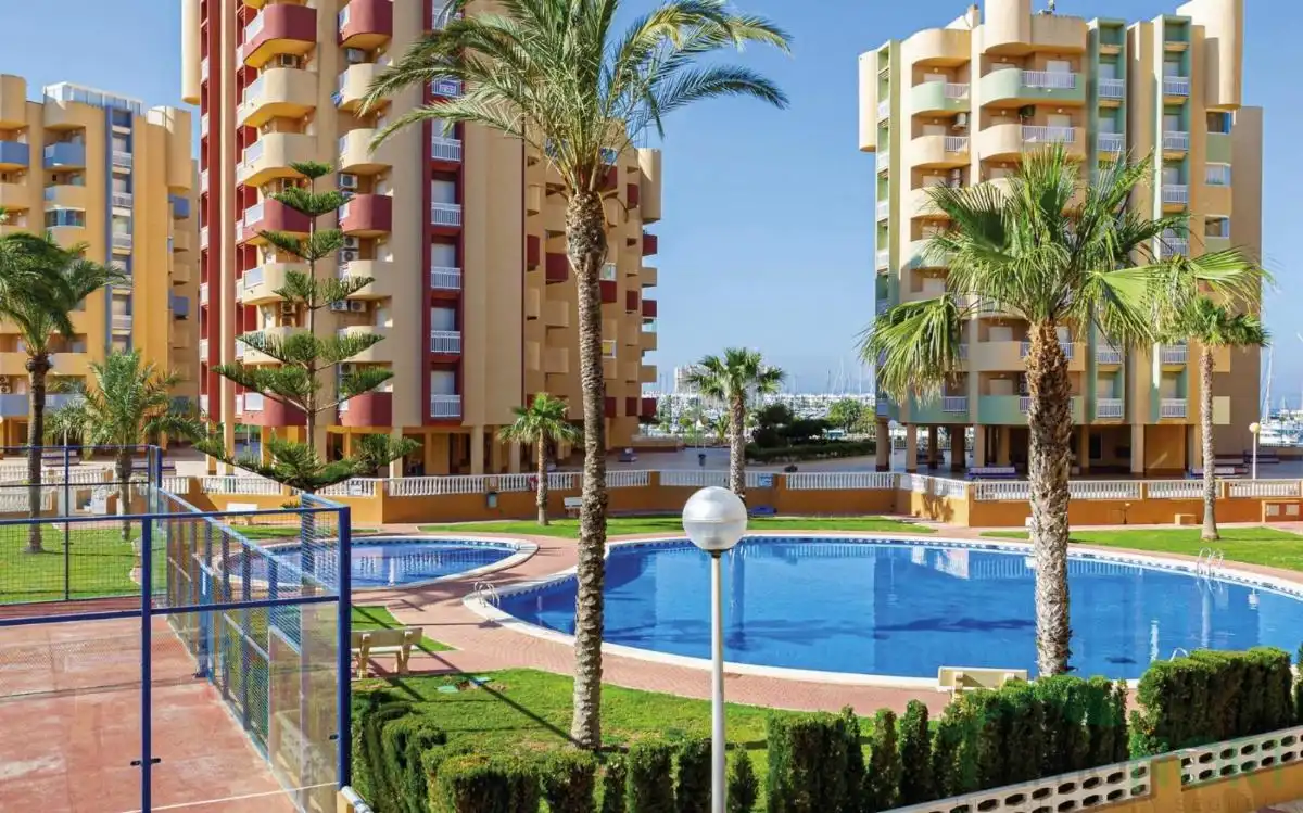 Vista exterior de Pis en venda en Murcia amb Piscina comunitària