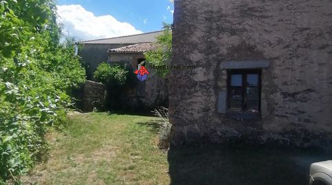 Casa Pueblo en venta en Navafria, 3 dormitorios.