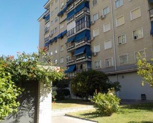 Exterior view of Flat to rent in Alcalá de Henares  with Heating, Terrace and Furnished