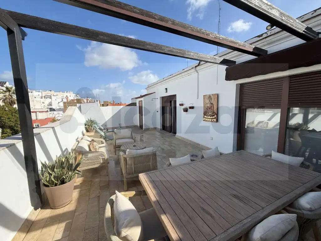 Ático en venta en Calle Rafael Santos, Centro