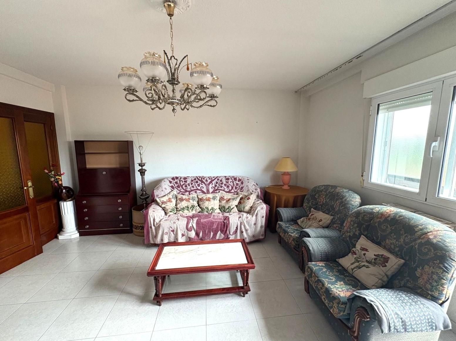 Sala de estar de Piso en venta en Segovia Capital con Calefacción, Terraza y Balcón