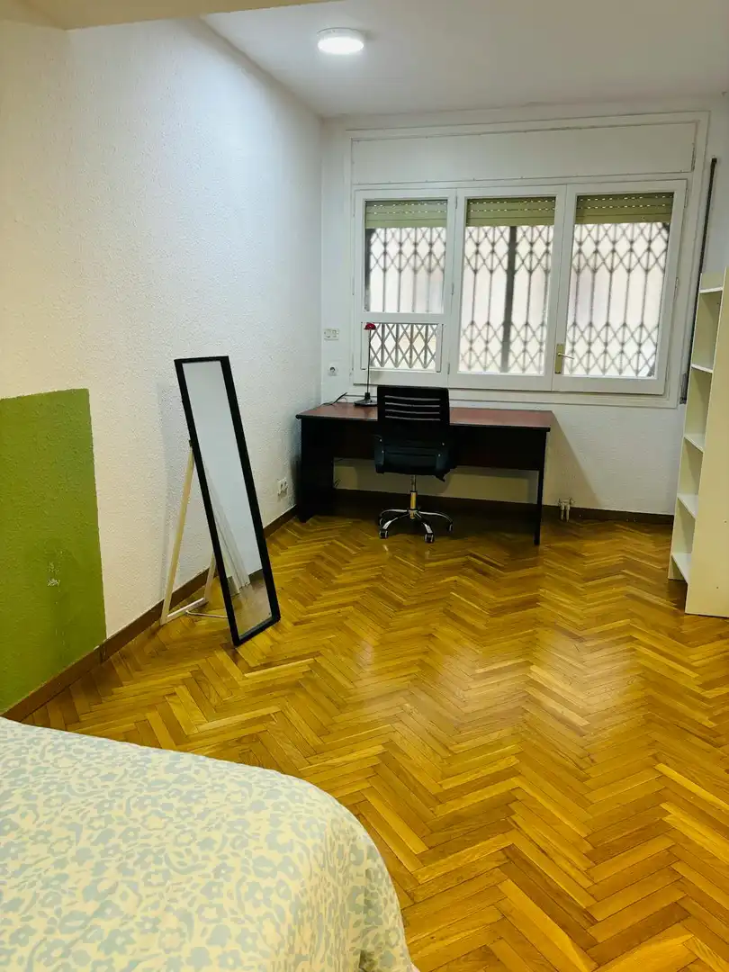 Piso para compartir en Barcelona con Aire acondicionado, Calefacción y Amueblado