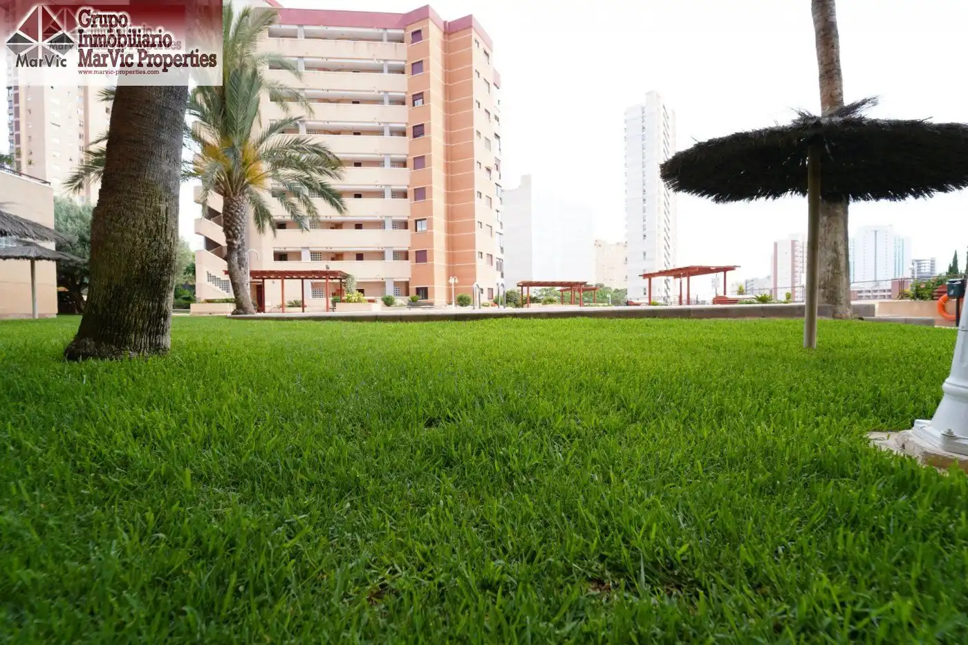 Pis en venda a Calle ACTOR LUIS PRENDES, Playa Poniente