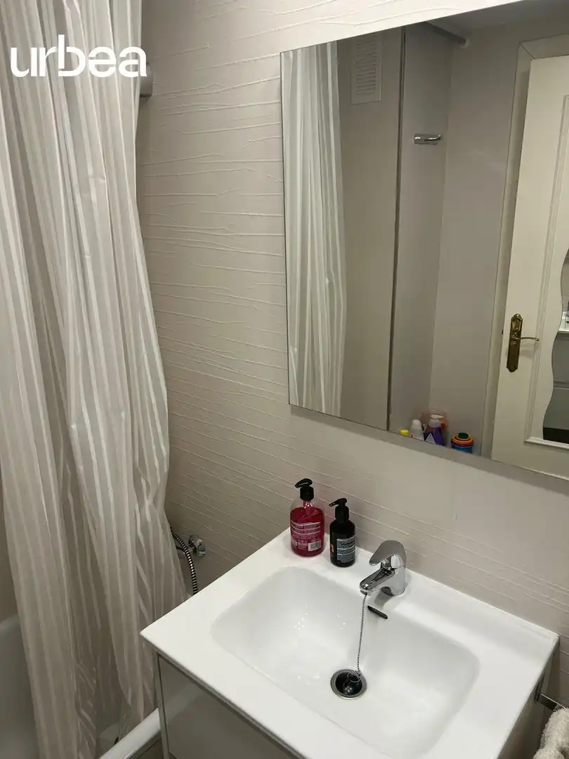 Baño de Piso en venta en Málaga con Jardín privado, Terraza y Trastero