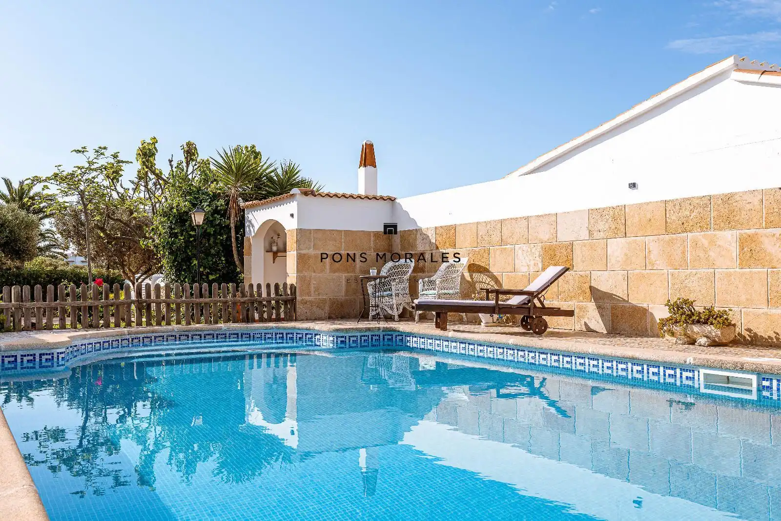 Piscina de Casa o xalet en venda en Ciutadella de Menorca amb Aire condicionat, Calefacció i Jardí privat