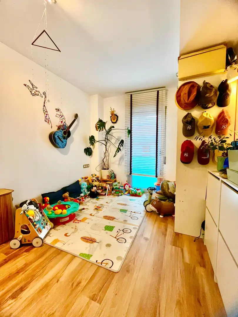 Dormitori de Dúplex en venda en Badalona amb Aire condicionat, Calefacció i Parquet