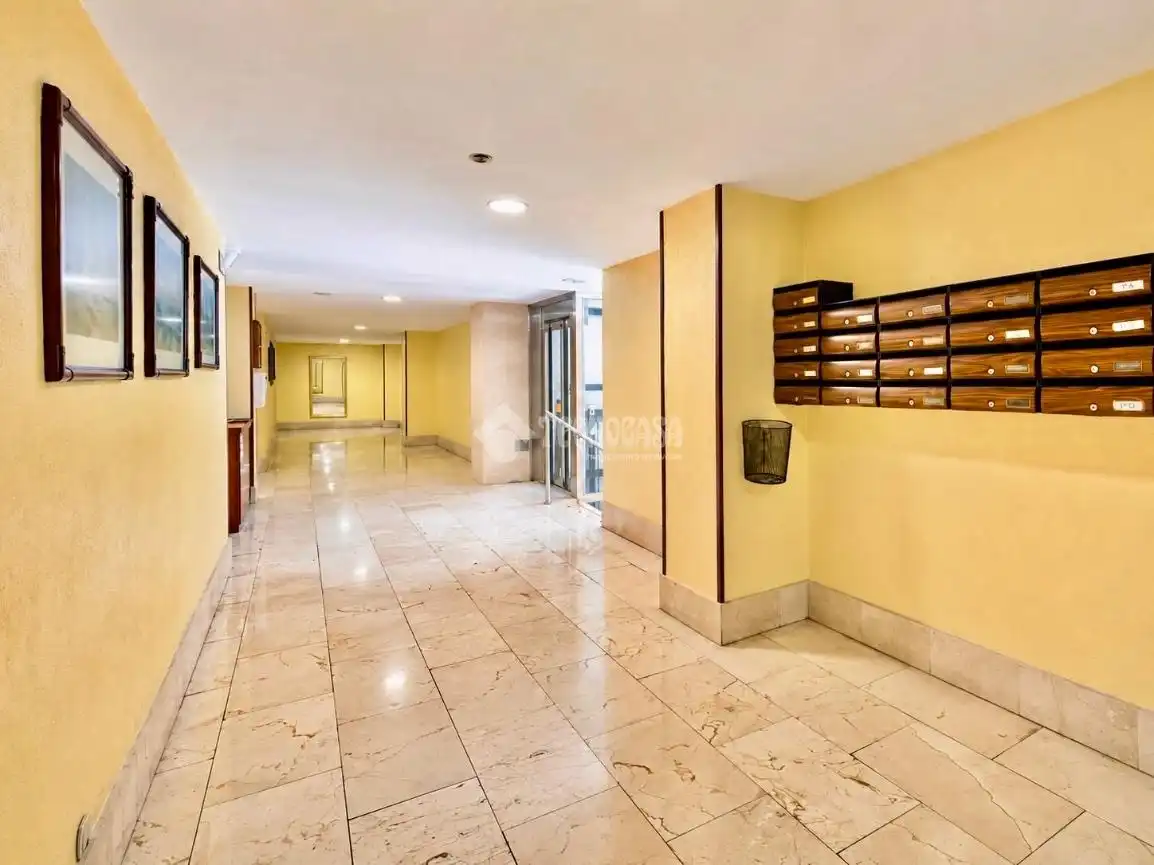 Piso en venta en Santander con Calefacción