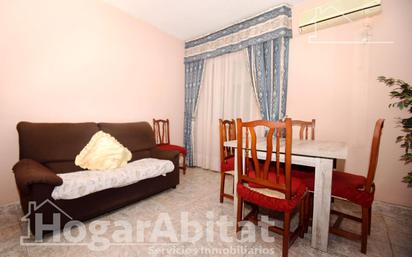 Bedroom of Flat for sale in Castellón de la Plana / Castelló de la Plana  with Air Conditioner