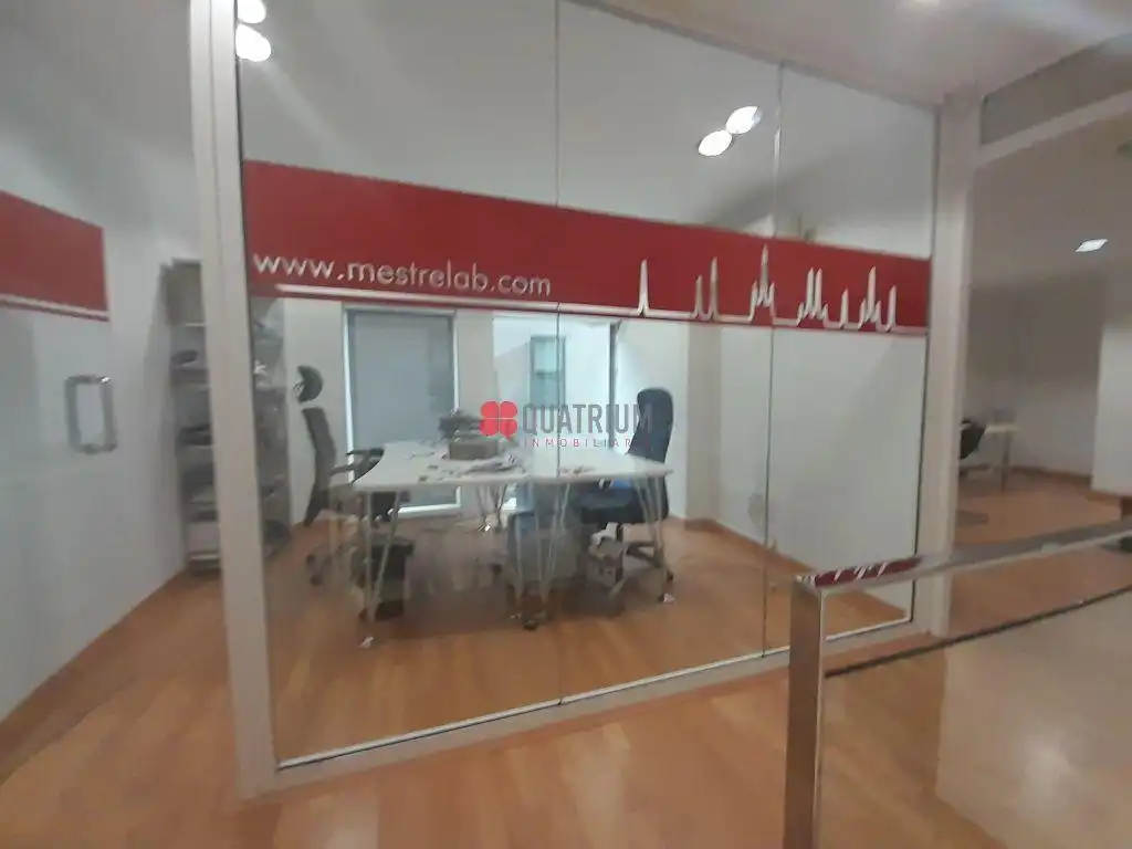Gewerbefläche zum Verkauf in Feliciano Barrera Fernández, imagen 12