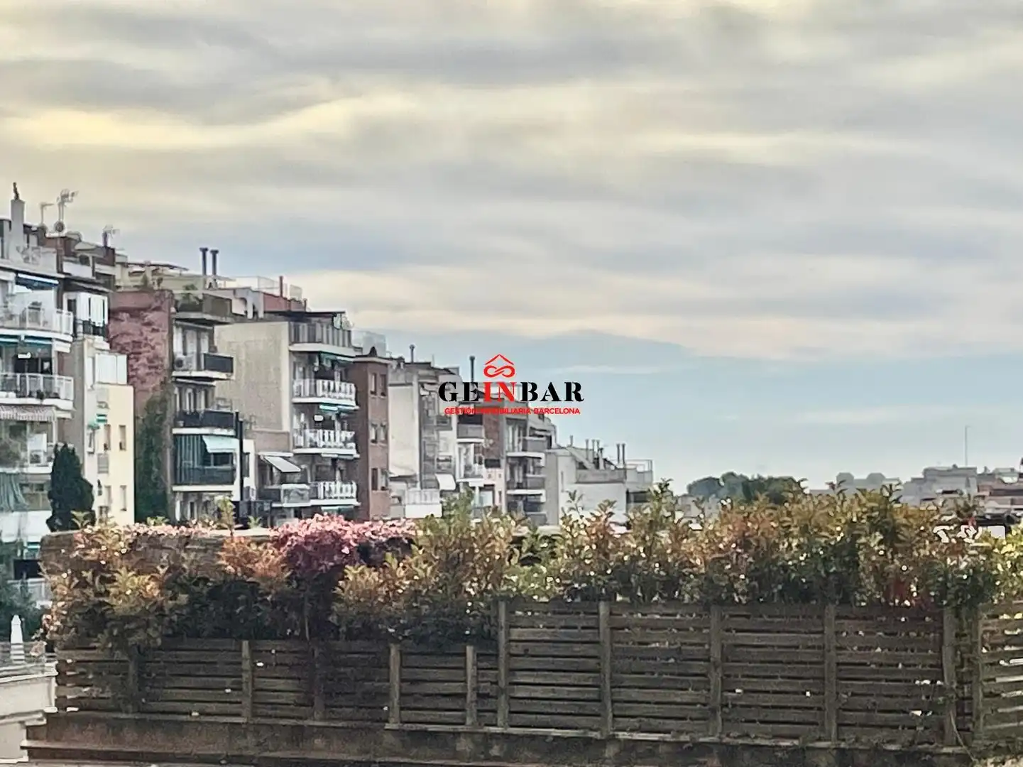 Terraza de Piso en venta en Barcelona con Calefacción y Parquet