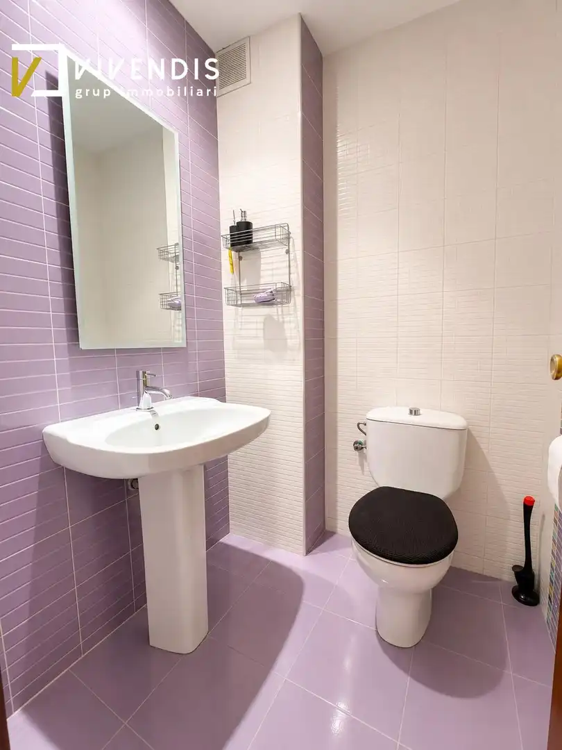 Baño de Piso en venta en Bell-lloc d'Urgell con Aire acondicionado, Calefacción y Terraza